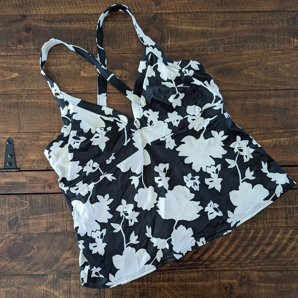 Lands' End Tankini Top Swimsuit Swim 14 B Cup Underwire Black White Floral - Picture 7 of 7